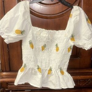 White Puff Sleeve Top with Pineapple Embroidery